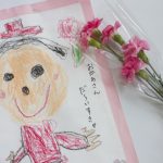 保育園で子ども達に母の日制作を何個も作らせるのはバカだろ、母の日の意味知ってるの？